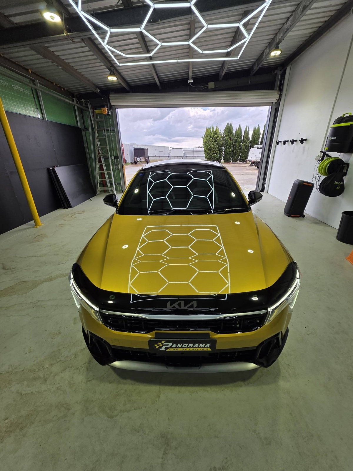 Kia EV Exterior Detail Oberon