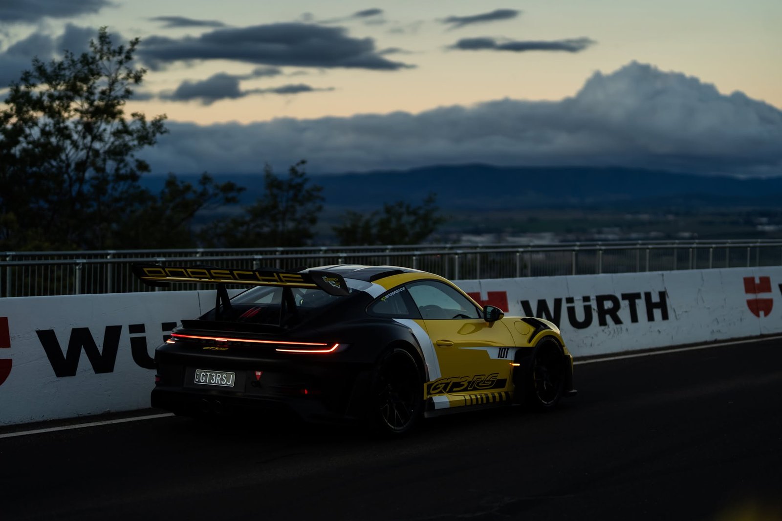 Porsche GT3 RS Performance Detail Bathurst